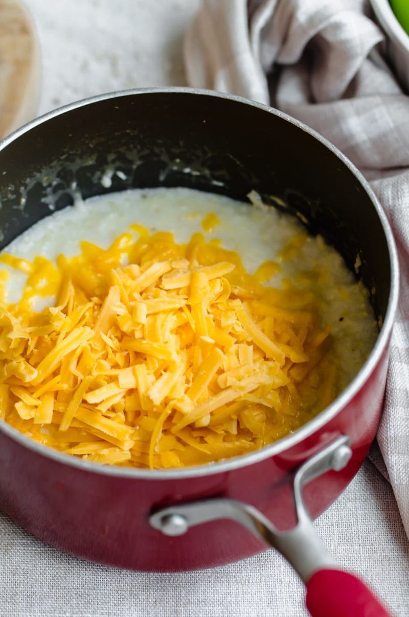Vermont – Maple Sausage and Cheddar Grits