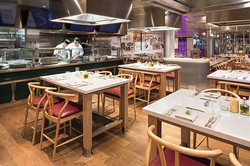 Holland America Line: Understated Excellence for Food Enthusiasts