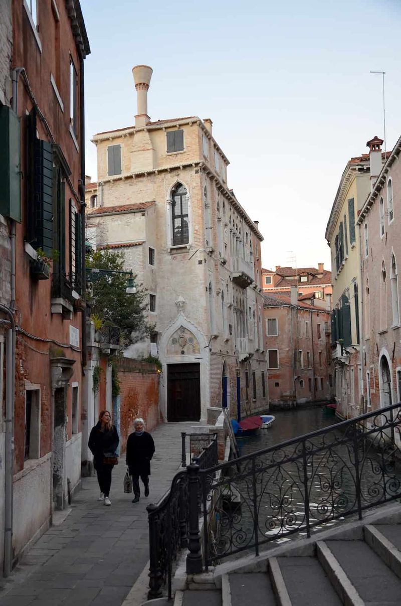 Wander Through Castello
