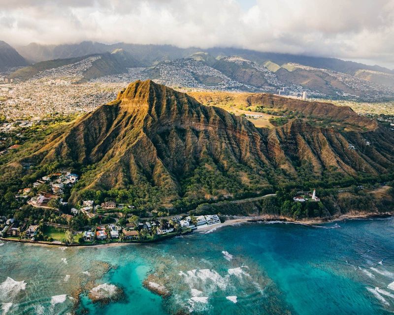 Hiking Diamond Head Crater