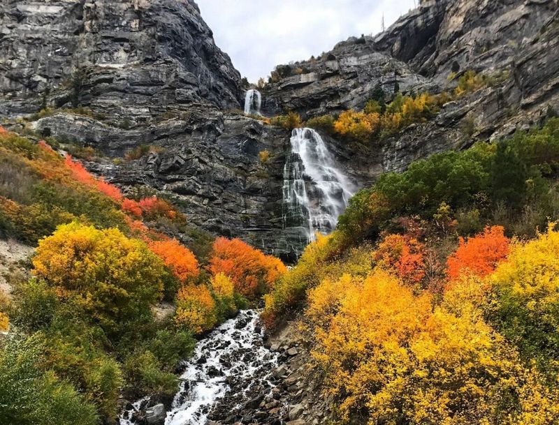 Bridal Veil Falls Trail, Utah
