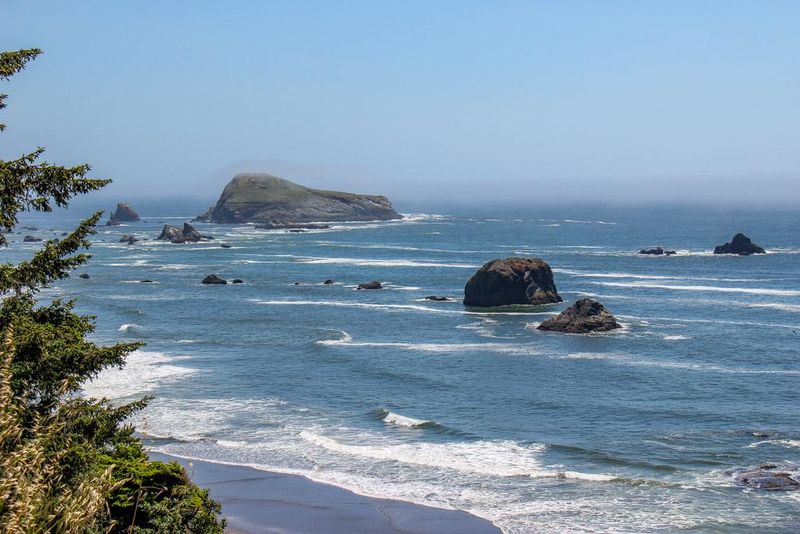 Crescent City, California - Redwood Coast Marvel