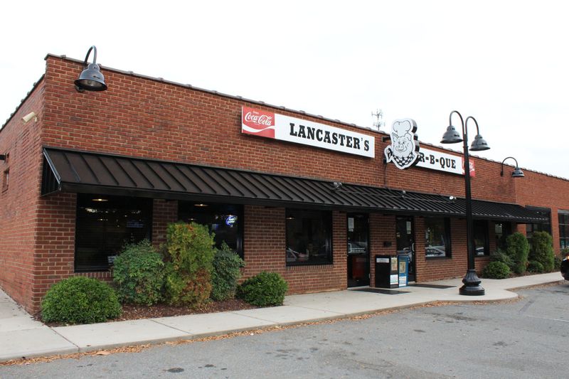Lancaster's BBQ - Huntersville's Gas Station Transformation