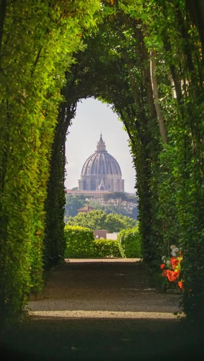 Aventine Keyhole