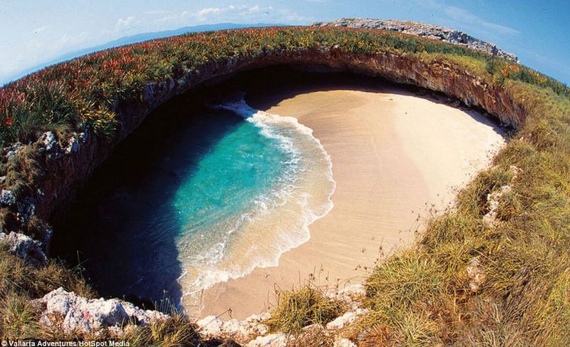 Hidden Beach, Mexico