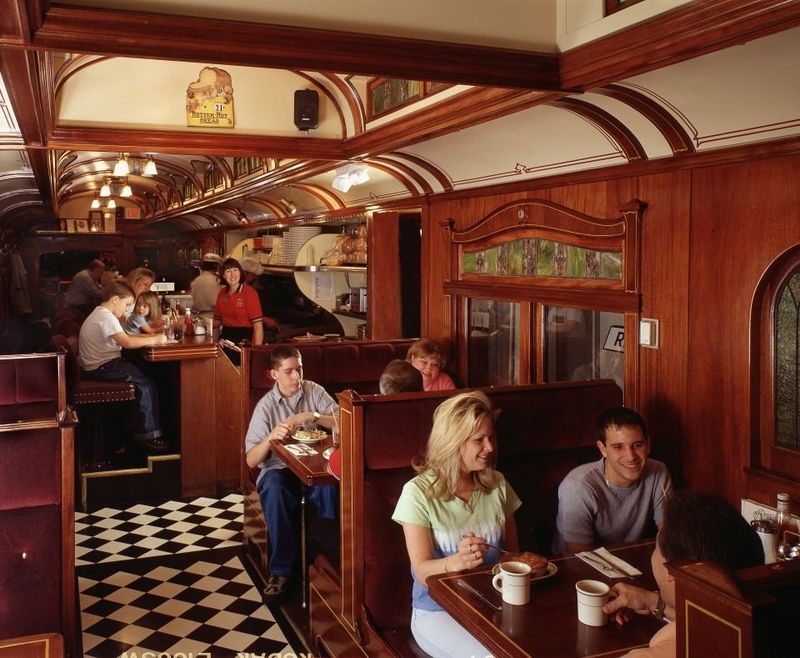 Frank's Diner: Spokane's Historic Railway Car Experience