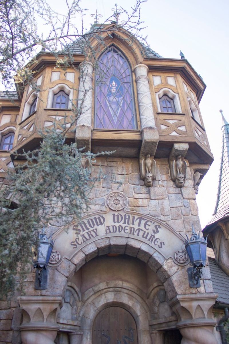 Snow White's Scary Adventures