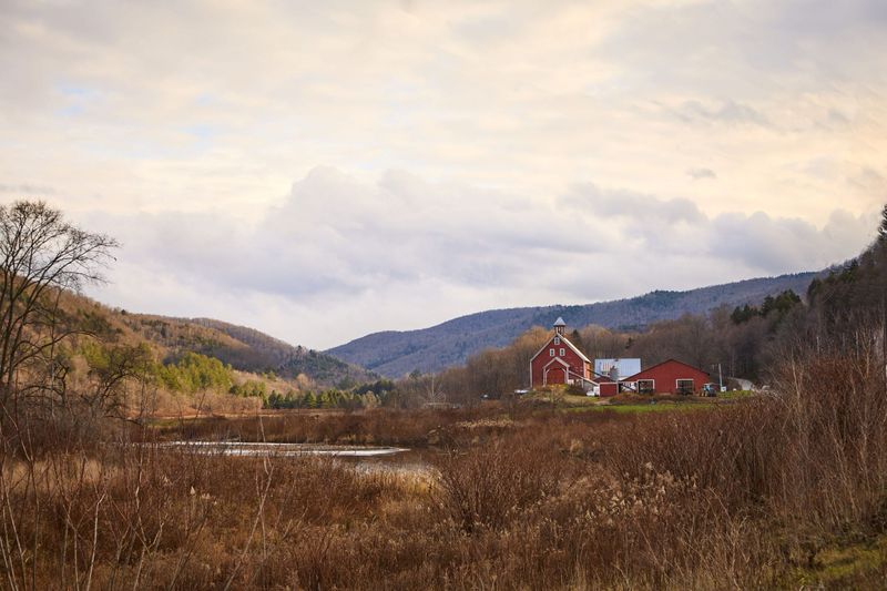 Countryside Haven Inn