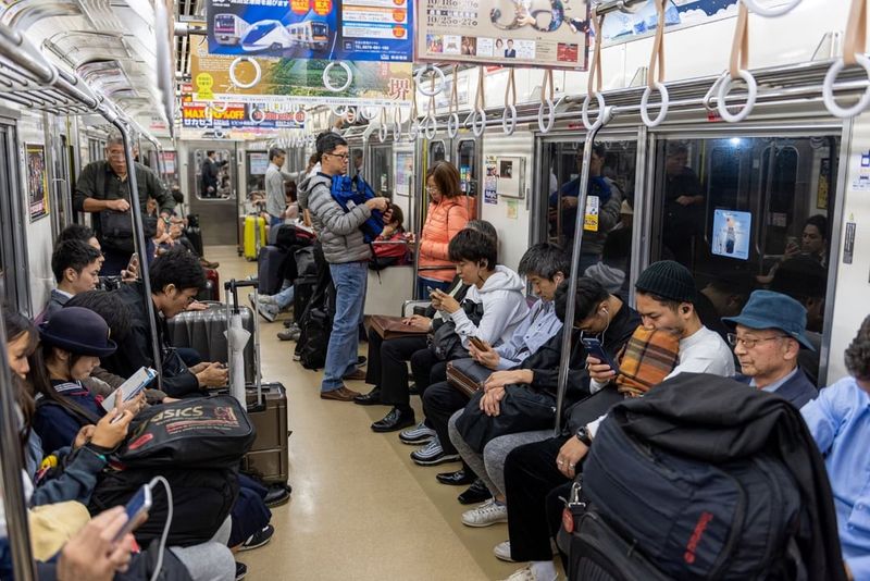 Train Etiquette: Silence & No Calls