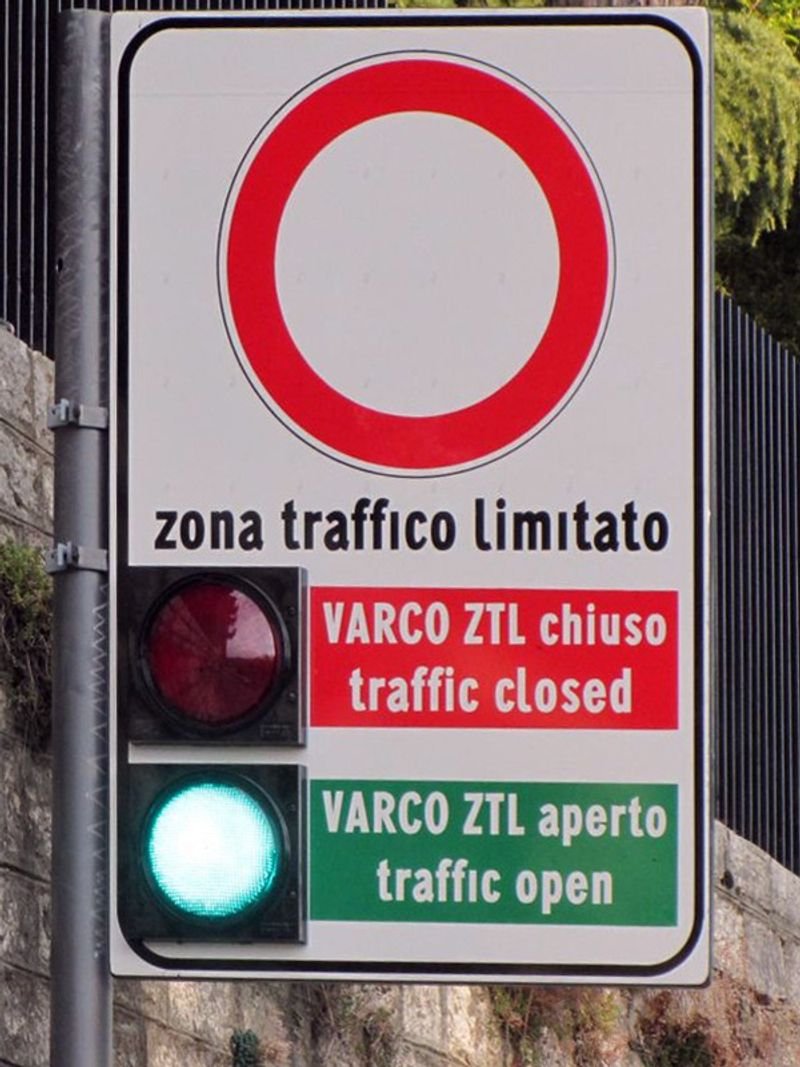 🚗 Driving in ZTL Zones (Even Locals Facepalm This!)