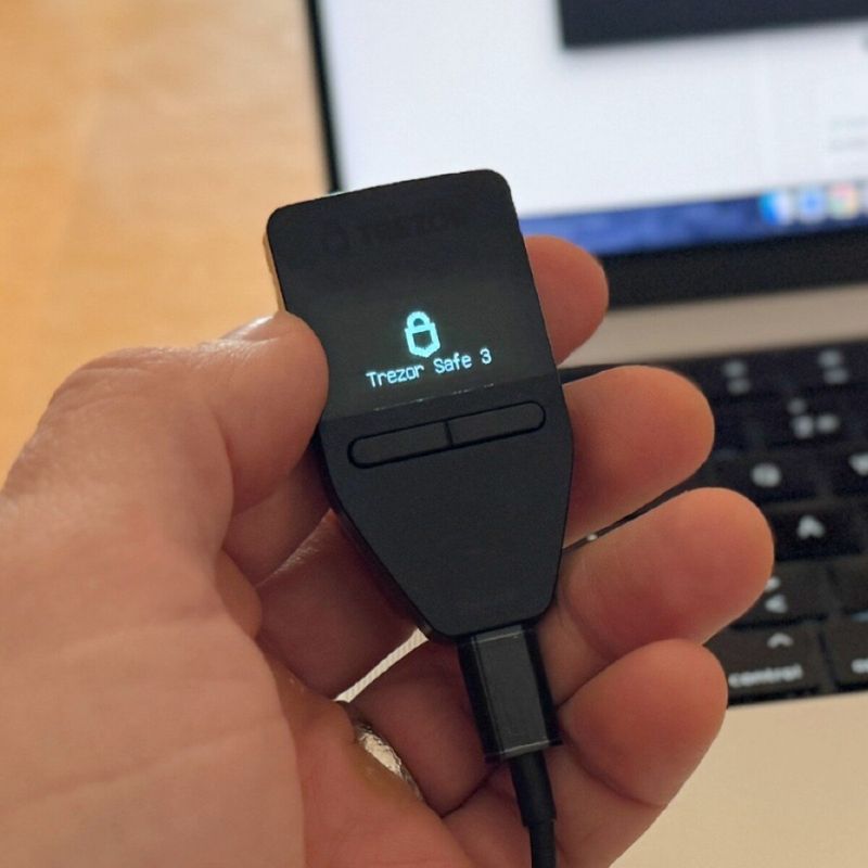 Hardware Wallets with Mobile Interfaces