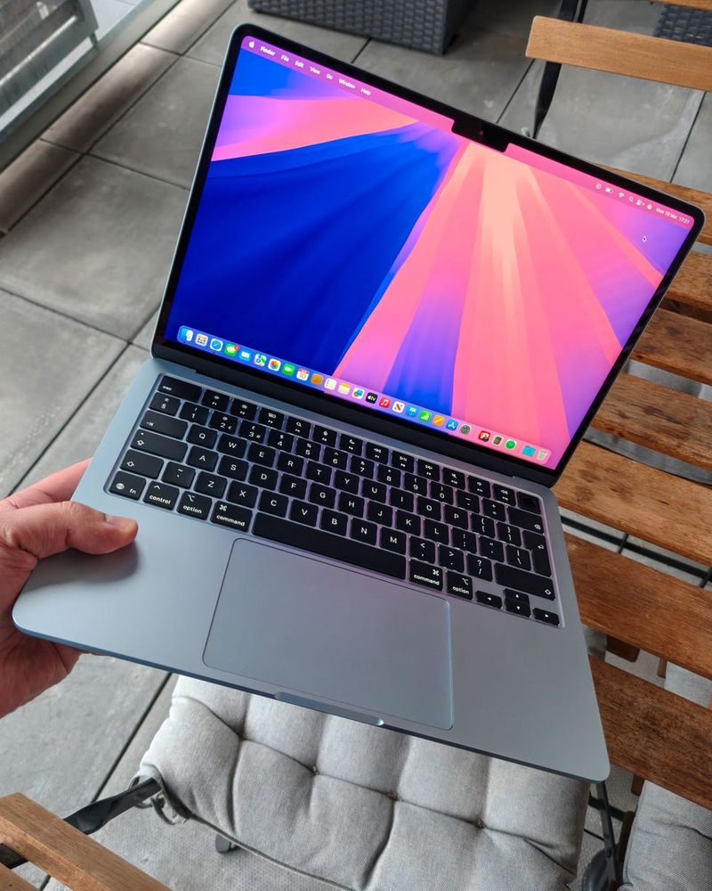 Apple MacBook Air (M4, 2025)