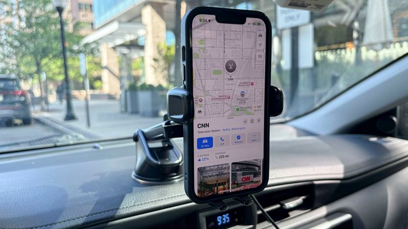 Phone Mount and Offline Maps