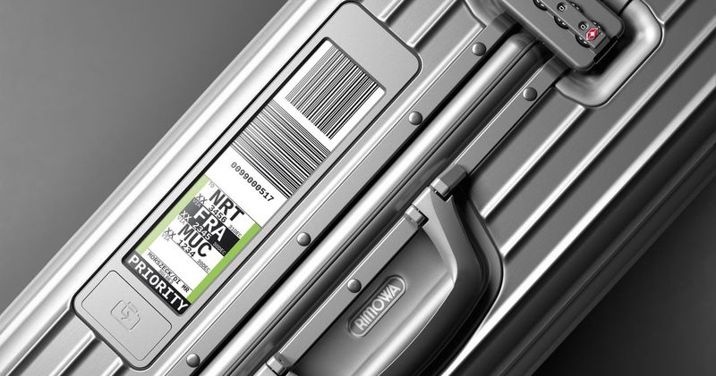 Built-in E-ink Bag Tags