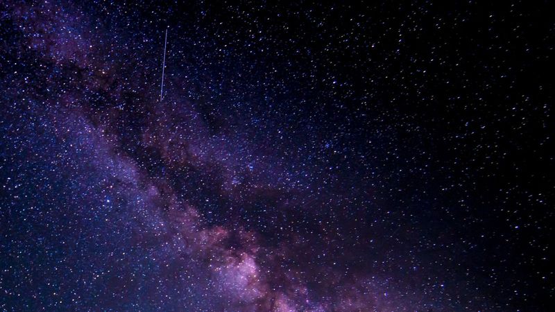 A Soul-Stirring Canvas of Stars
