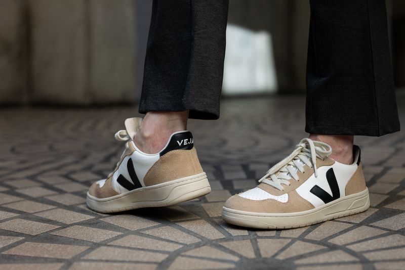 Veja Campo / V-10 Sneakers