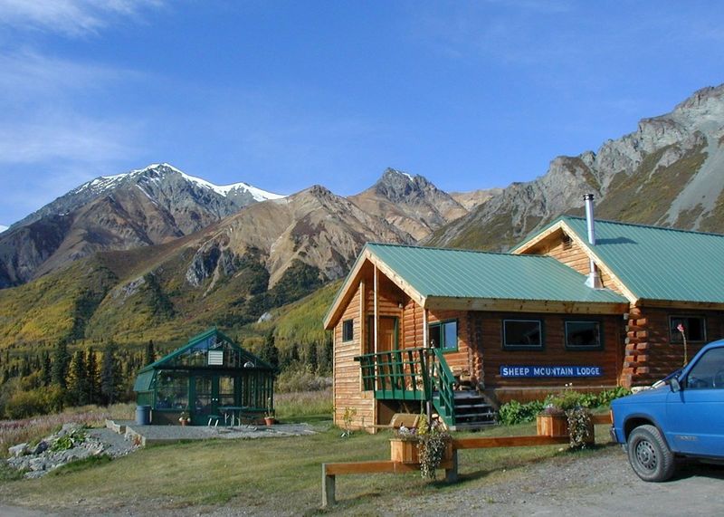Rustic Comfort: Where to Stay and Eat in Glacier Country