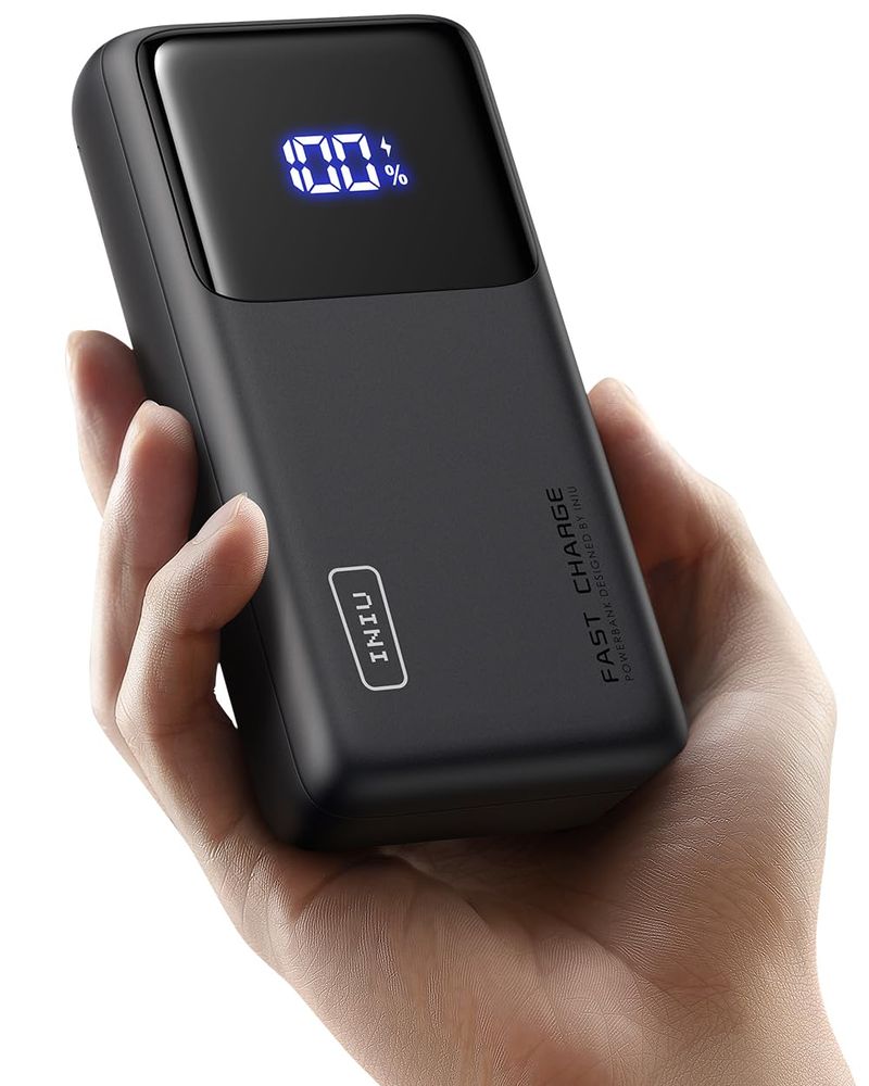 INIU B63 (25,000 mAh, 100 W)