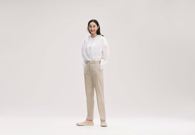 Uniqlo EZY Ankle Pants