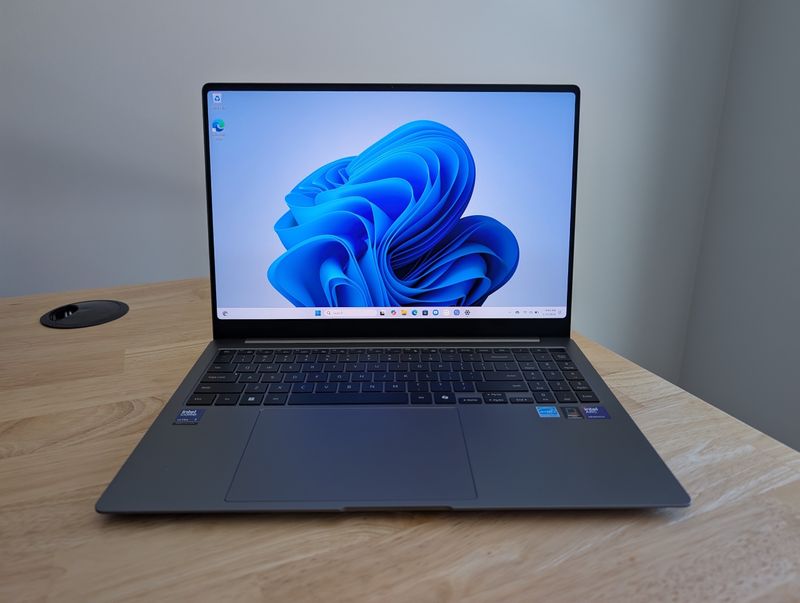 Samsung Galaxy Book5 Pro 14