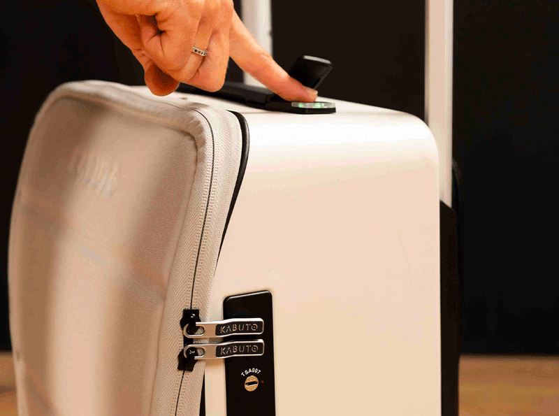 XTEND SMART Biometric Carry-On: Fingerprint Security