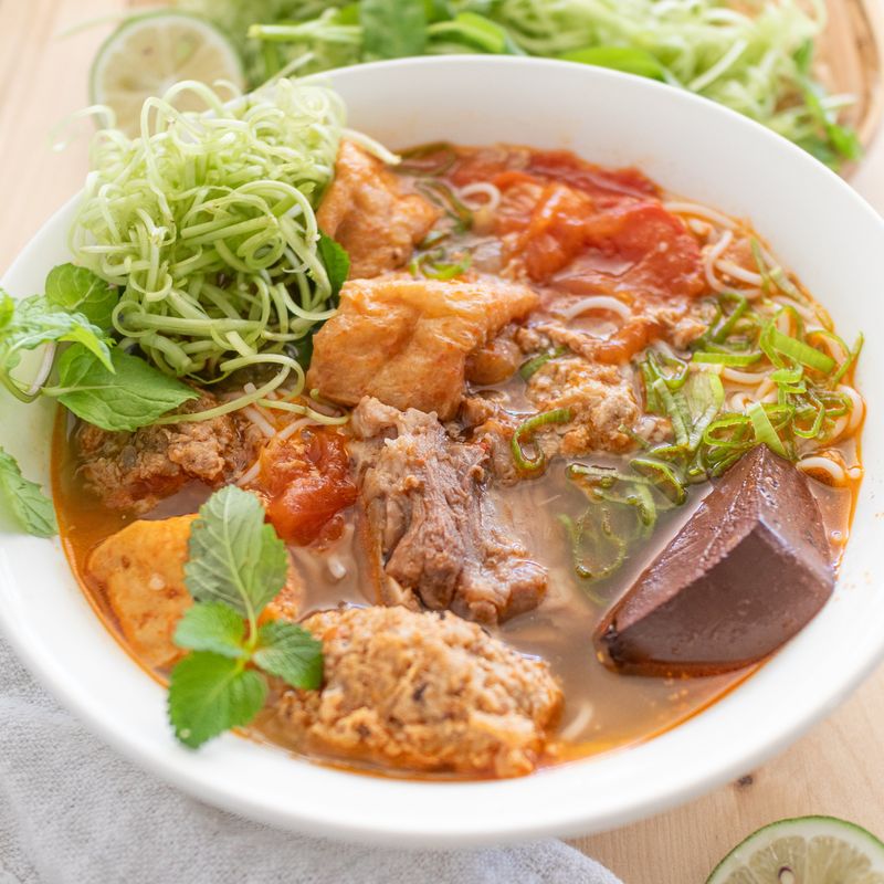 Bun Rieu (Crab Noodle Soup)