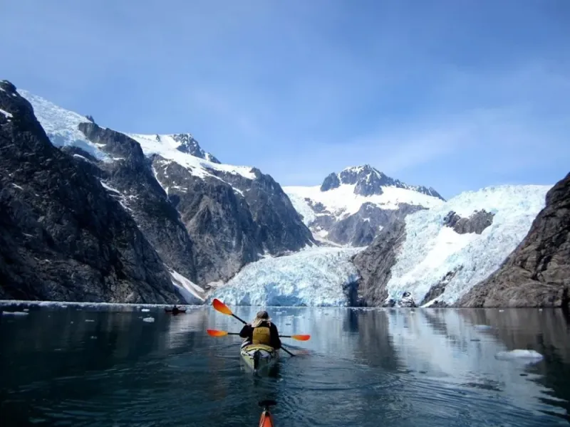 Aialik Glacier: Witness the Thunderous Calving