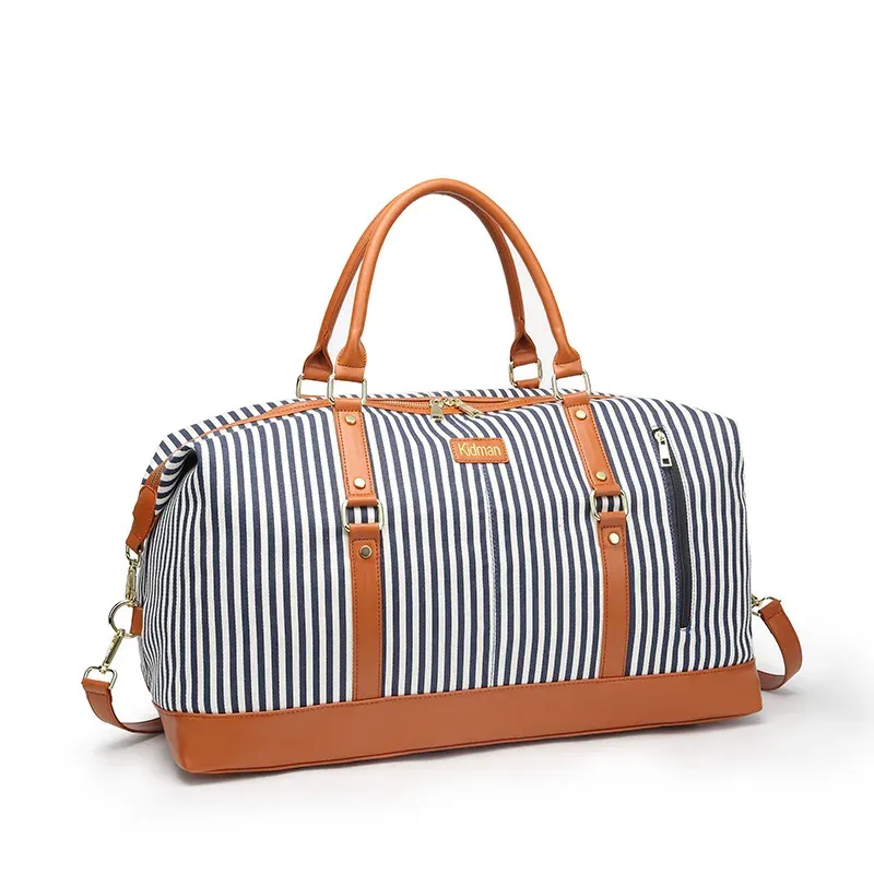 HYC00 Weekender