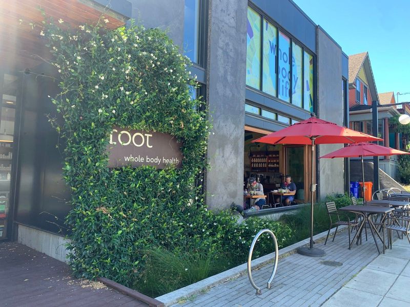 Blossoming Lotus Café & Juice Bar (Slabtown)