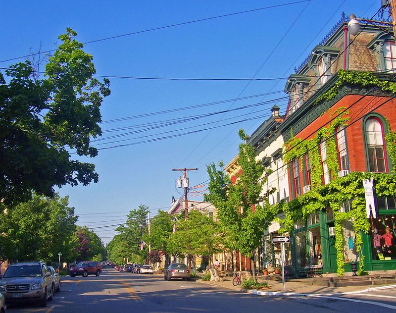 Cold Spring, New York (Hudson Valley, via I-84)