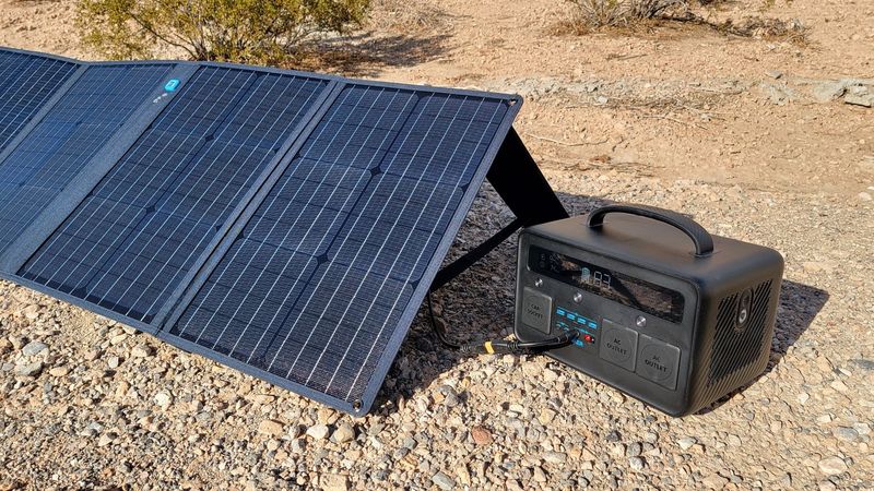 Anker 625 Solar Panel 100W — Top-Up Your Power Bank