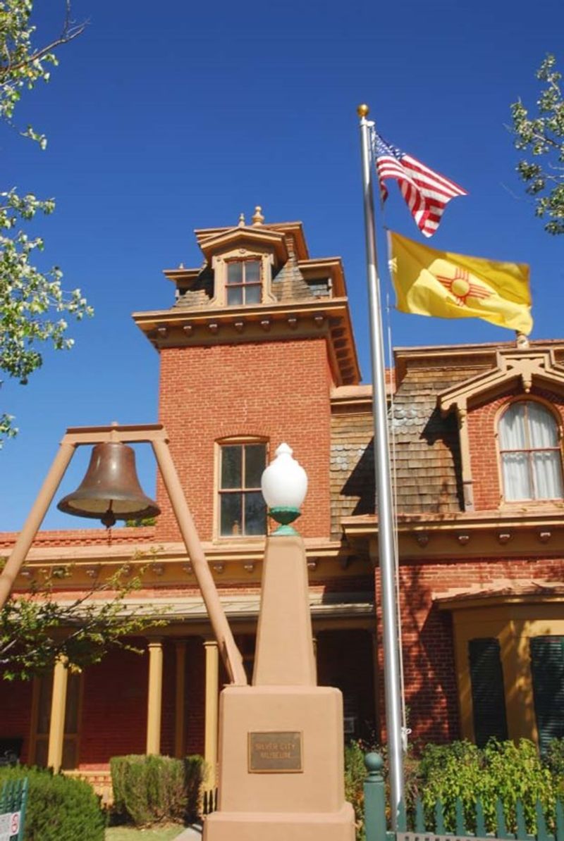 The Old-Timey Silver City Museum