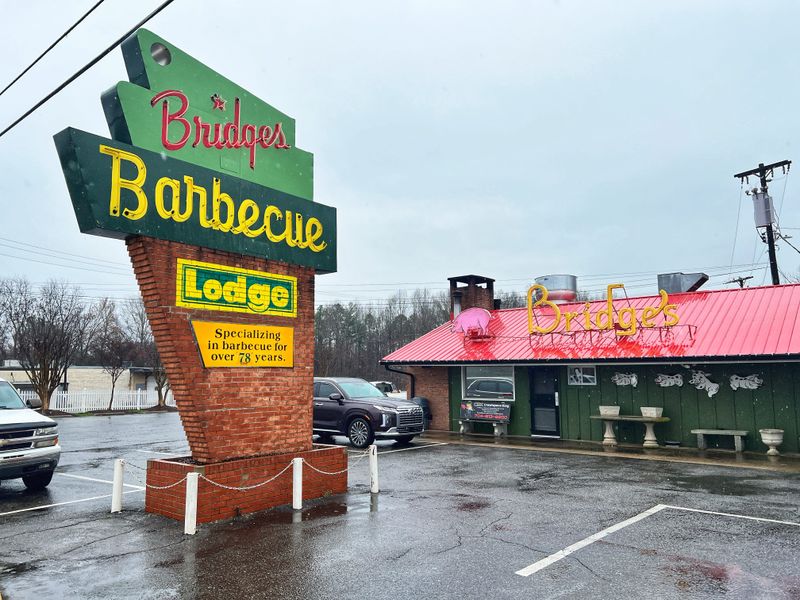 Red Bridges Barbecue Lodge — Shelby, North Carolina