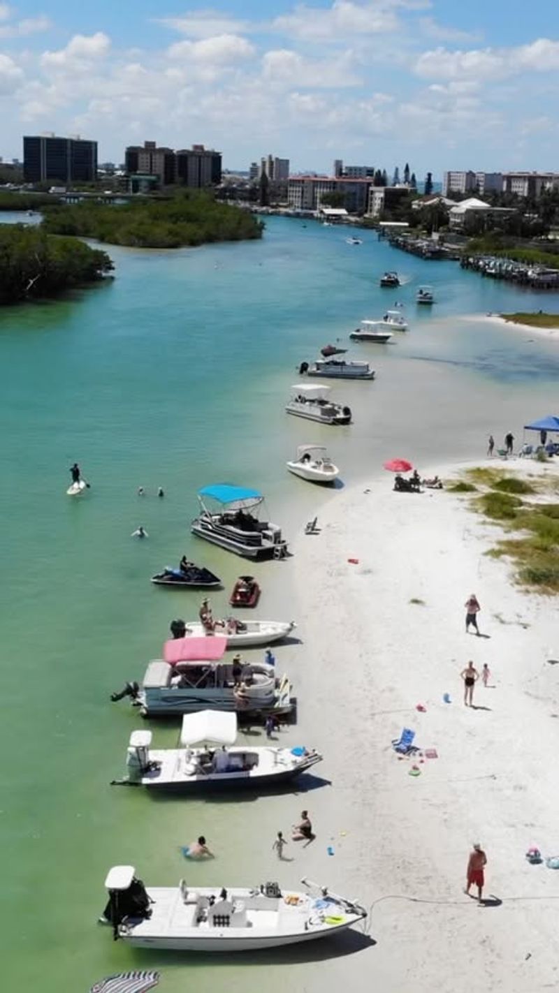 Big Hickory Island Boat Tour