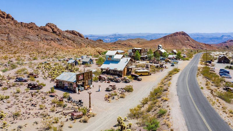 Nelson Ghost Town (≈45–60 mins southeast)