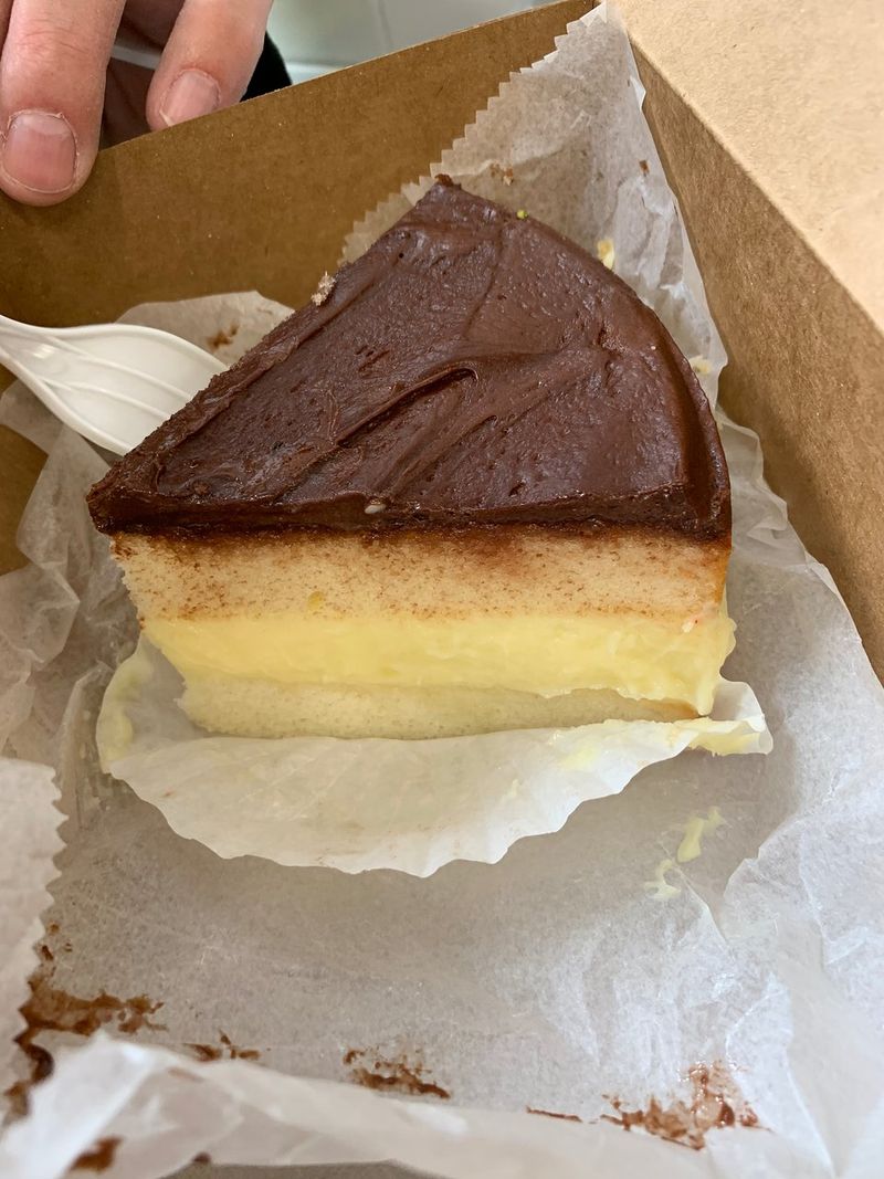 Mike’s Pastry