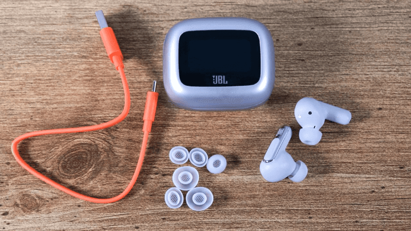 JBL Live Beam 3 — best battery and control case