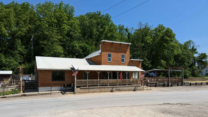 Baxa’s Sutliff Store & Tavern