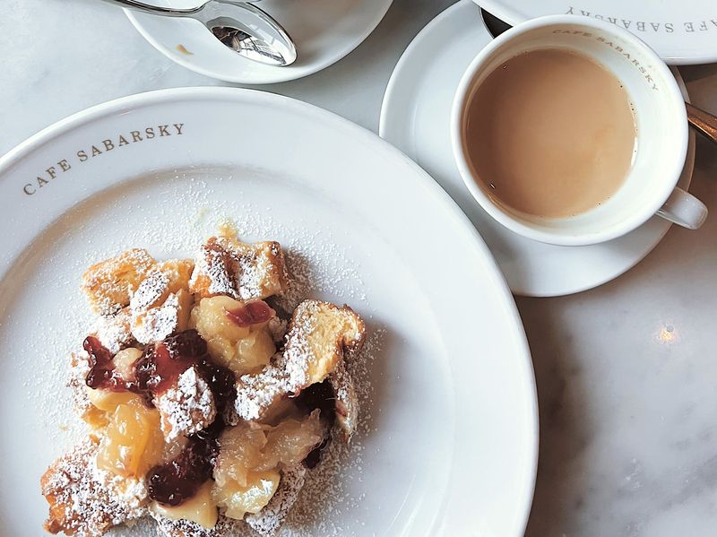 Café Sabarsky – New York, Frick companion café