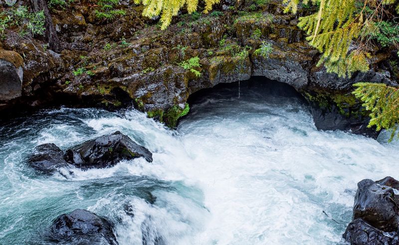 Natural Bridge: Where Water Meets Void