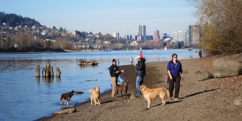 Sellwood Riverfront Park – Open (off-leash area accessible)