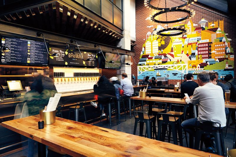 Beer Scenes Pour Different Experiences