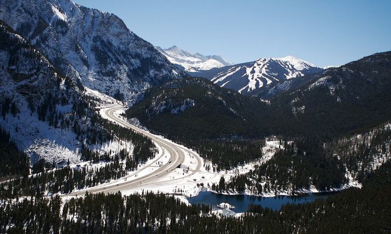 Distance Drawbacks: Colorado Springs and Popular Mountain Destinations