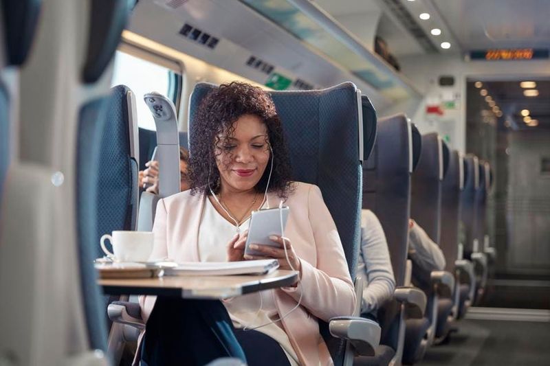 Opt for Bleisure-Friendly Flights
