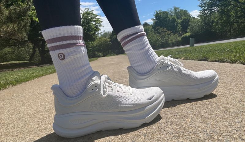 HOKA Bondi 9 — max-plush comfort for all-day museum crawls