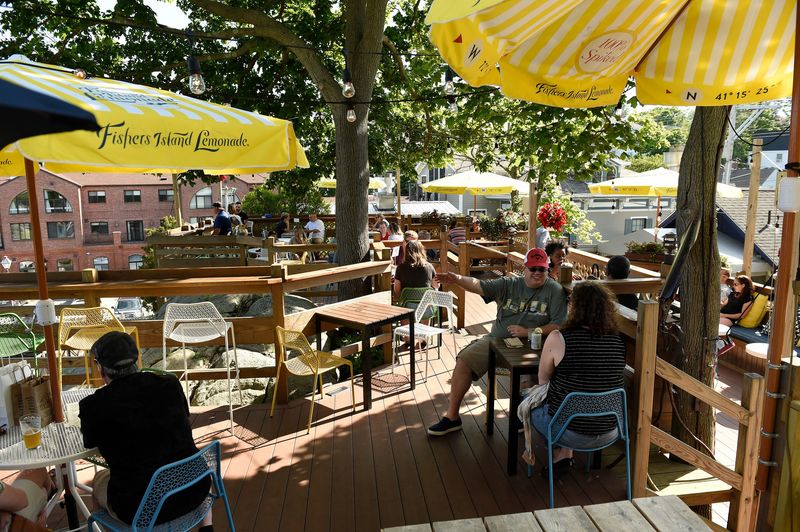 Eat in the trees at Oyster Club's Treehouse (seasonal)