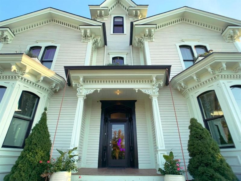 The Wesley Walla Walla - Suite-Style Stays One Block Off Downtown