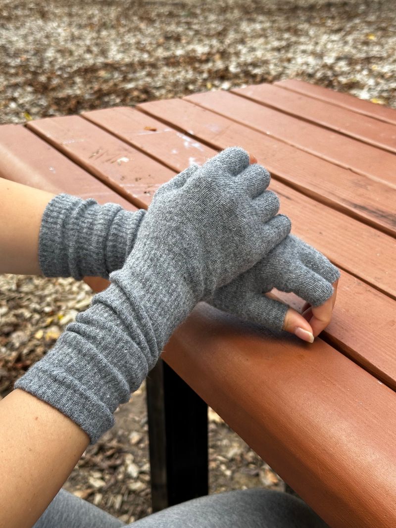 Fingerless Knit Gloves