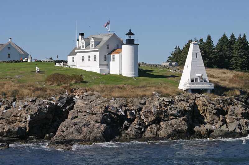 Tenants Harbor Light / Southern Island Light (St. George)