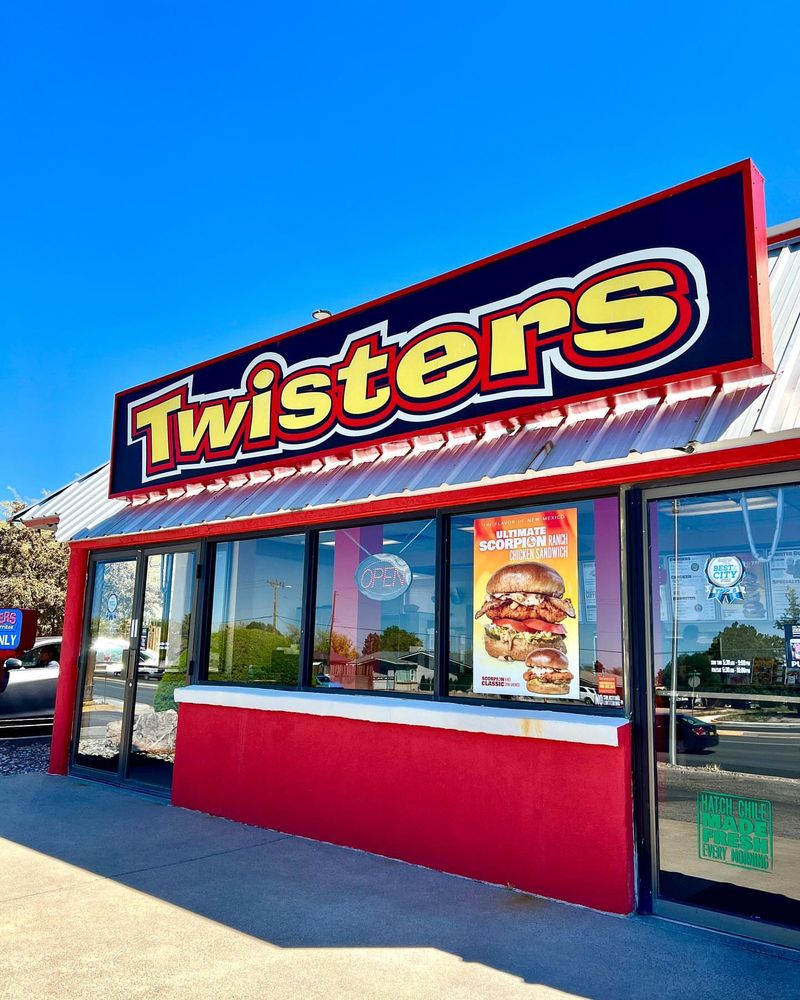Twisters Burgers & Burritos (Special truck-style wings)